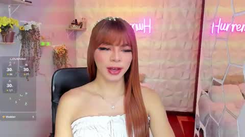 Snapshot of hurremcan_ chatting on September 13, 5:35 pm Hurrem online show from September 13, 5:35 pm