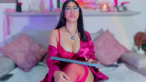 Hushaura online show from December 15, 12:15 am