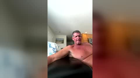 hvacstud4 online show from June 27, 5:07 pm