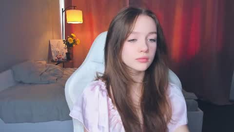 Lily online show from June 28, 7:25 am