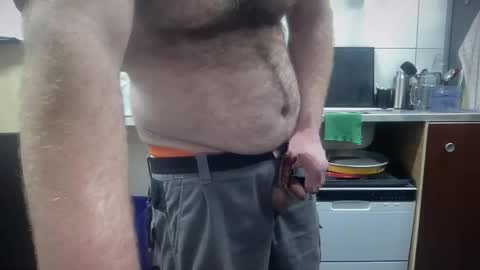 Snapshot of hybride8825 chatting on March 11, 11:27 am hybride8825 online show from March 11, 11:27 am