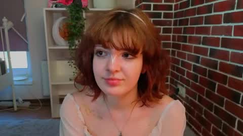 Mona online show from June 8, 1:28 am