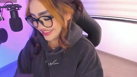 Ari online show from January 8, 1:41 am