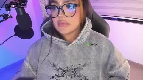 Ari online show from March 29, 2:00 am