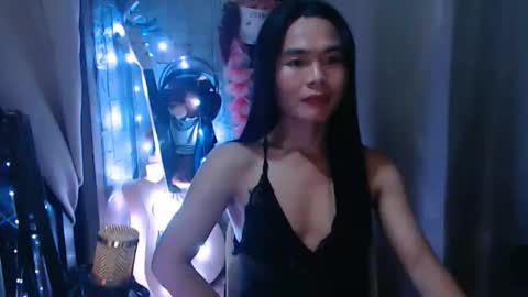 Snapshot of i_am_asian90 chatting on February 18, 1:29 pm Kim online show from February 18, 1:29 pm