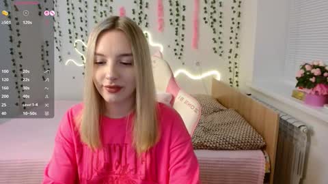 Snapshot of i_am_your_fruit chatting on October 30, 1:12 pm Mia nice to meet you online show from October 30, 1:12 pm