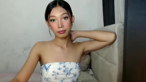 Snapshot of i_can_do_both chatting on September 21, 1:13 pm jek online show from September 21, 1:13 pm