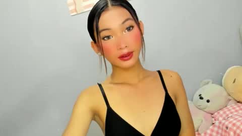 Snapshot of i_can_do_both chatting on November 1, 9:00 am jek online show from November 1, 9:00 am