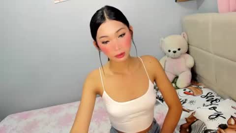 Snapshot of i_can_do_both chatting on December 15, 1:26 pm jek online show from December 15, 1:26 pm