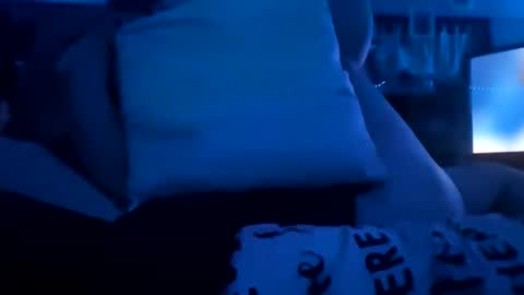 i_lovemoney online show from April 9, 9:15 am