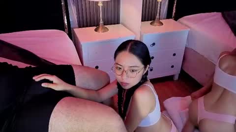 Snapshot of i_m_emma chatting on July 26, 10:33 am Emma online show from July 26, 10:33 am