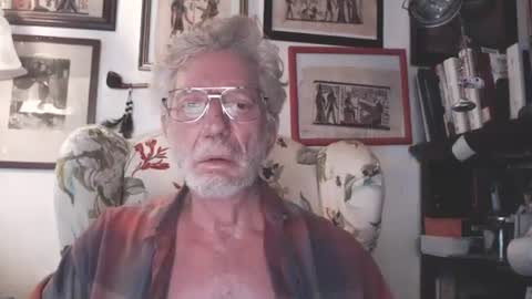 Snapshot of i_submissive_slut chatting on January 30, 7:07 am ImYourBitch online show from January 30, 7:07 am
