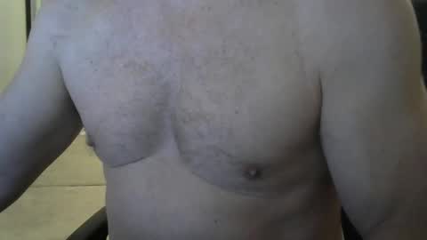 Snapshot of i_was_a_shy_dad chatting on March 5, 1:40 pm i_was_a_shy_dad online show from March 5, 1:40 pm