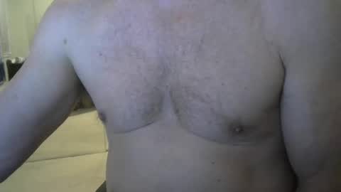 Snapshot of i_was_a_shy_dad chatting on March 27, 10:15 am i_was_a_shy_dad online show from March 27, 10:15 am