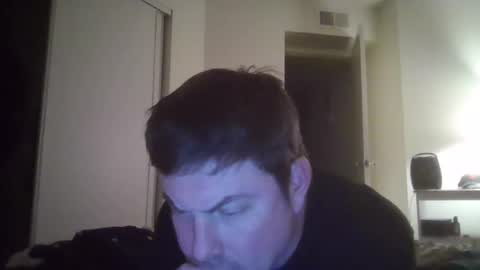 iaguy0587 online show from February 7, 8:07 am