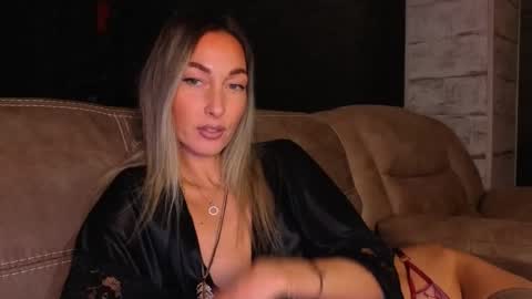 Blake online show from October 25, 9:09 pm