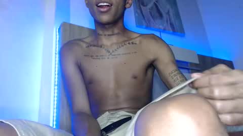 Snapshot of iam_colt chatting on January 27, 10:27 am David Colt online show from January 27, 10:27 am