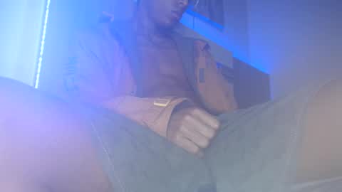 Snapshot of iam_colt chatting on February 10, 8:31 am David Colt online show from February 10, 8:31 am