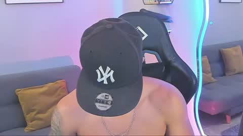 Light online show from July 3, 4:08 am