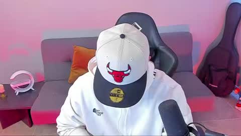 Light online show from July 6, 12:40 am