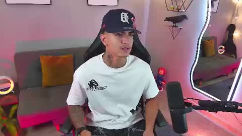 Light online show from July 13, 1:52 am