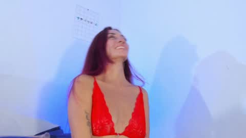 Your favorite IAM LUISA  online show from January 11, 9:04 am