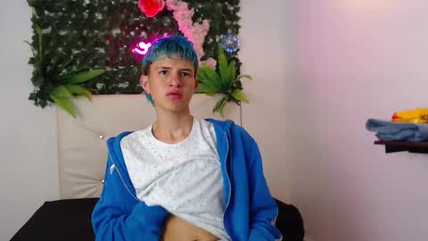 iam_lukas__ online show from October 3, 2:52 am