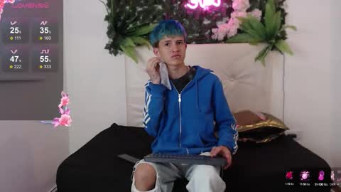 iam_lukas__ online show from October 6, 3:15 am