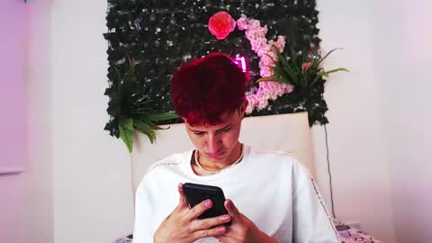 iam_lukas__ online show from October 19, 12:55 am