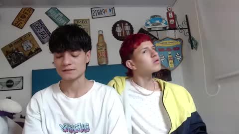 iam_lukas__ online show from November 16, 4:07 am