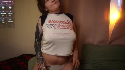 Snapshot of iam_meg chatting on April 15, 6:53 am Meg online show from April 15, 6:53 am