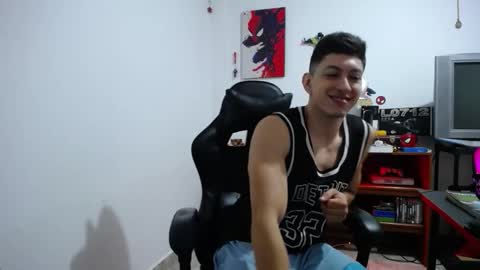 iam_yourbabyprincess_xd online show from February 4, 5:13 am