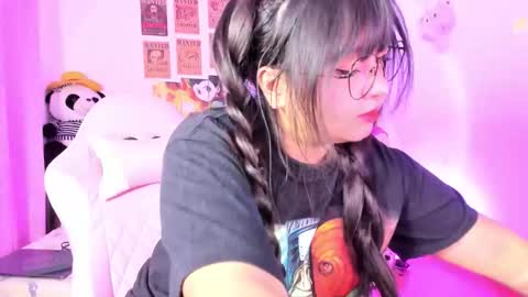 Snapshot of iam_zoechan chatting on February 24, 11:52 am Zoe 3 online show from February 24, 11:52 am