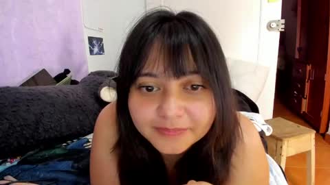 Snapshot of iam_zoechan chatting on March 6, 3:25 am Zoe 3 online show from March 6, 3:25 am