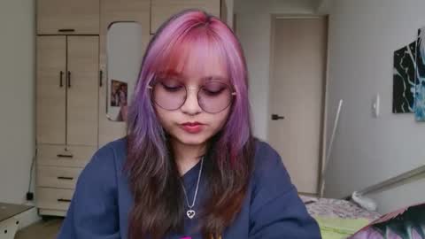 Zoe 3 online show from June 15, 2:30 pm