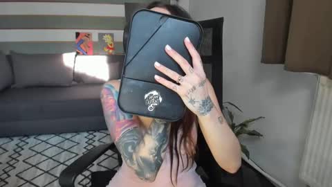 Baby Gal online show from January 13, 8:58 am