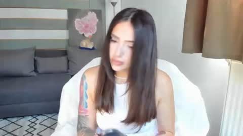 Baby Gal online show from July 25, 7:17 am