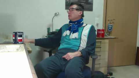 Snapshot of iamachim chatting on February 12, 7:14 am iamachim online show from February 12, 7:14 am