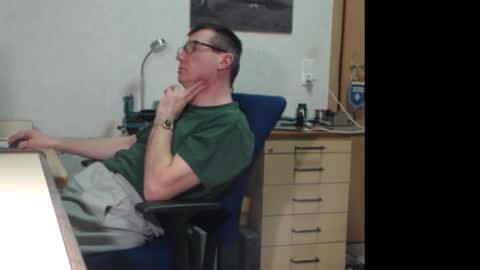 Snapshot of iamachim chatting on March 16, 7:07 pm iamachim online show from March 16, 7:07 pm