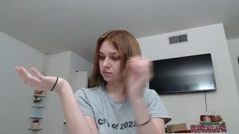 Snapshot of iamalexialove chatting on November 29, 1:19 am Lexi Love online show from November 29, 1:19 am