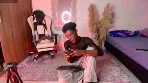iamandrey_ online show from June 15, 11:07 pm