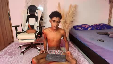 Snapshot of iamandrey_ chatting on July 28, 2:07 am iamandrey_ online show from July 28, 2:07 am