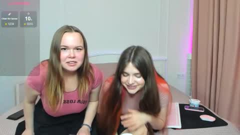 Cassie  STREAMS HERE EVERYDAY online show from November 13, 6:29 pm