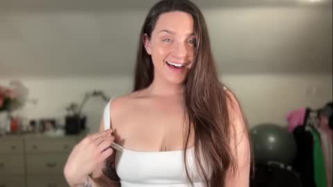 Crystal online show from March 25, 3:45 am