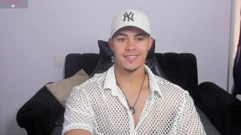 Dylan  independent model  online show from April 8, 3:45 pm
