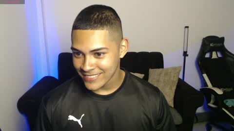 Dylan  independent model  online show from June 17, 5:32 am