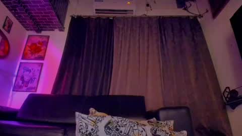 Snapshot of iamjazzmine chatting on April 4, 5:49 am Miss Jazzmine online show from April 4, 5:49 am