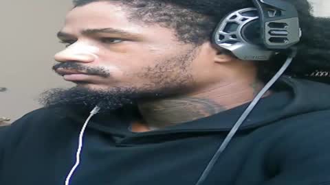 Snapshot of iamjohnny4u chatting on December 19, 3:30 pm iamjohnny4u online show from December 19, 3:30 pm