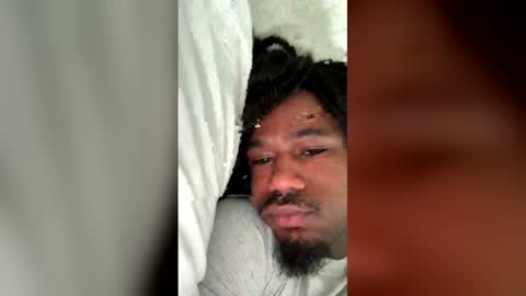 Snapshot of iamjohnny4u chatting on April 6, 7:04 pm iamjohnny4u online show from April 6, 7:04 pm