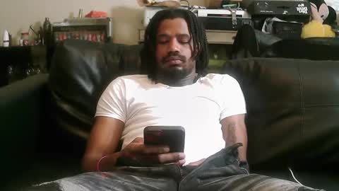 Snapshot of iamjohnny4u chatting on June 4, 4:13 pm iamjohnny4u online show from June 4, 4:13 pm